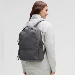 Lululemon New Crew Backpack 22L in Black
